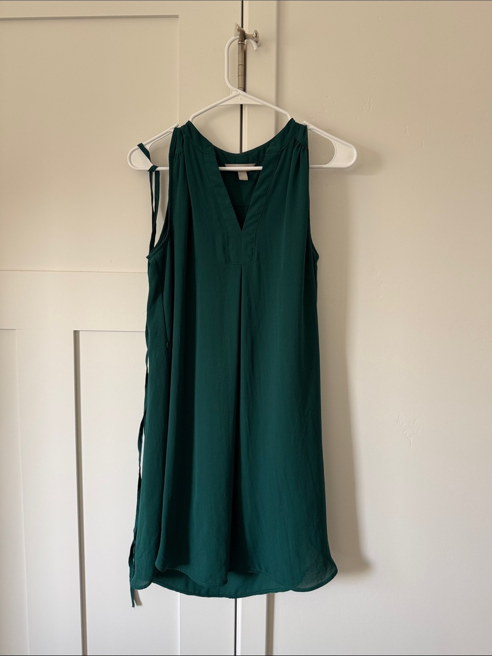 H&M Emerald Green Sleeveless V-Neck Tunic with Side Tie